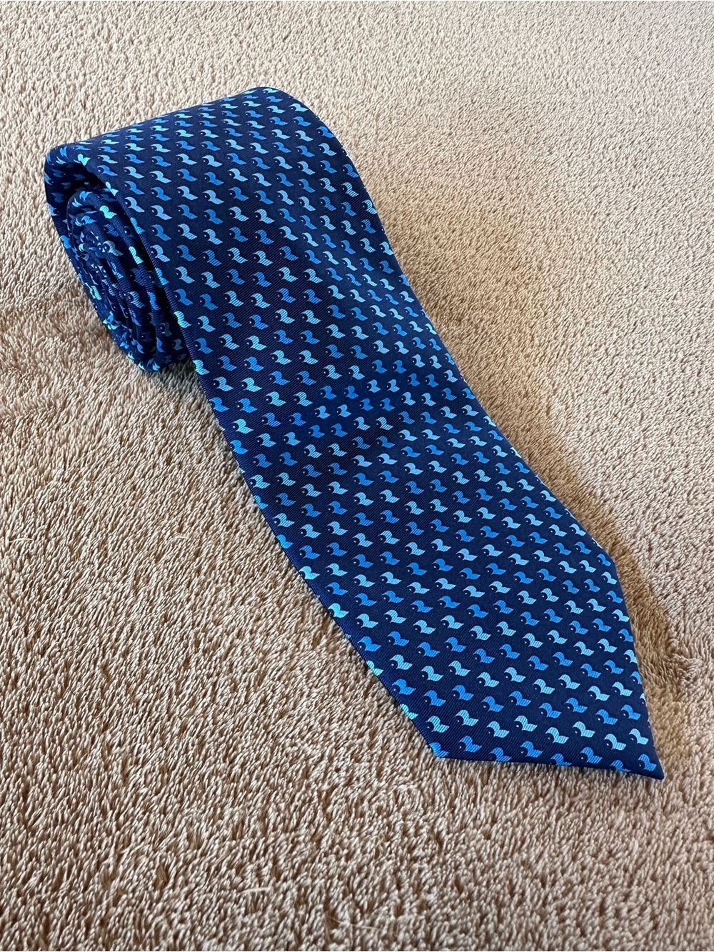 Men’s Pineda Covalin 100% Silk Necktie in abstract blue print